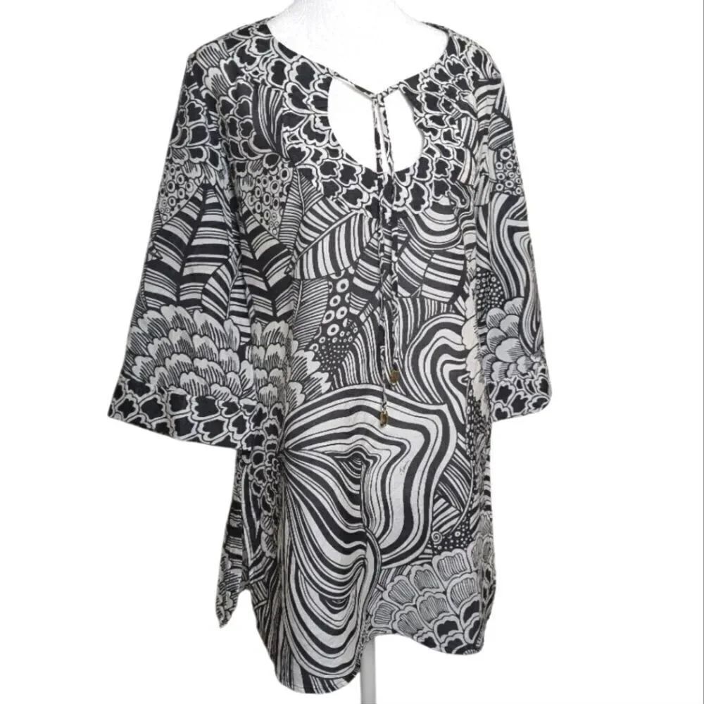 Trina Turk Black & White Silk Cotton Abstract Tropical Pattern Tunic Top S